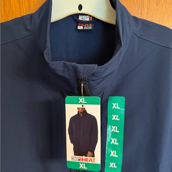 New with tags, mens XL blue jacket from 32 Degrees, heat collection - Picture 16 of 16